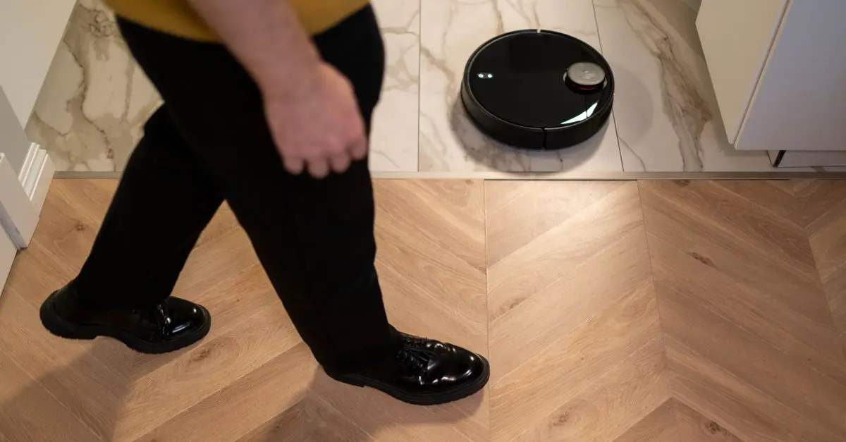 Top 5 Must-Have AI Gadgets for Smart Living