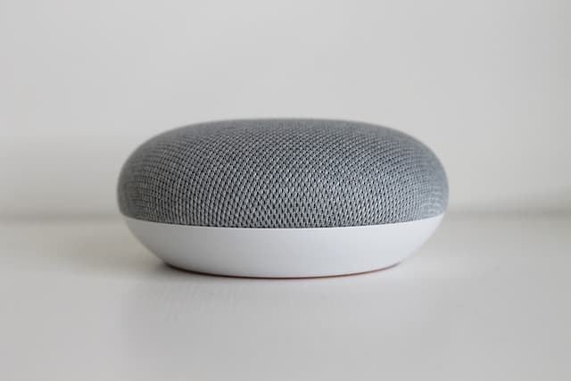 How Voice Assistants are Transforming Smart Homes